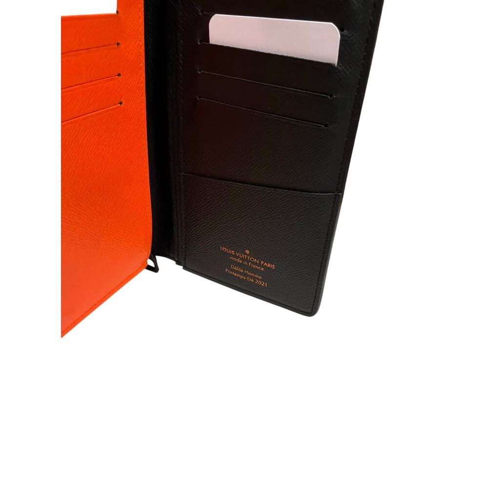 Louis Vuitton Brazza Wallet LV Friends Virgil Abloh Zoooom Monogram TA5220 - Picture 5 of 12